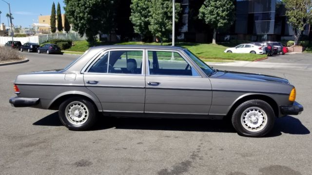 1978 Mercedes-Benz 300-Series 300D