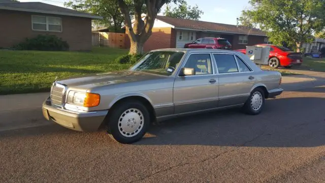 1991 Mercedes-Benz 500-Series SEL