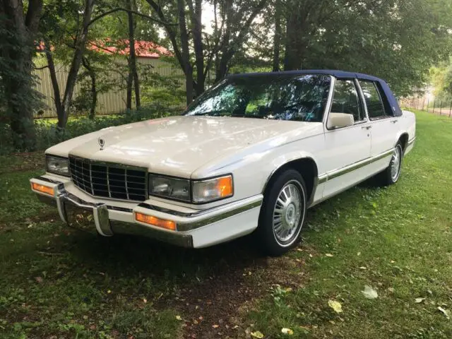 1993 Cadillac DeVille Sedan DeVille