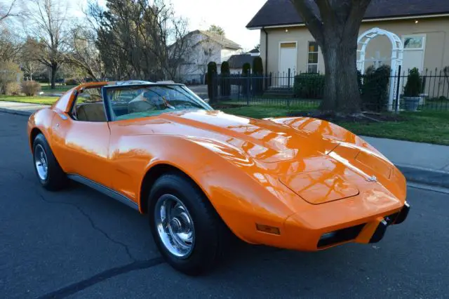 1977 Chevrolet Corvette T-TOP COUPE