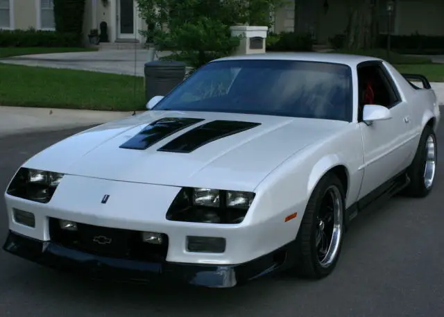 1991 Chevrolet Camaro Z28 - RESTORED  - 2K MILES