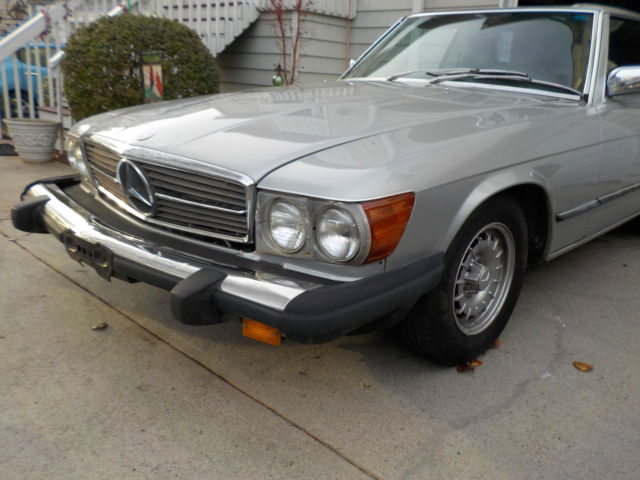 1983 Mercedes-Benz 300-Series Awesome Mercedes 2 seat Roadster with Jump Seat