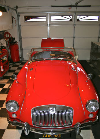 19590000 MG MGA