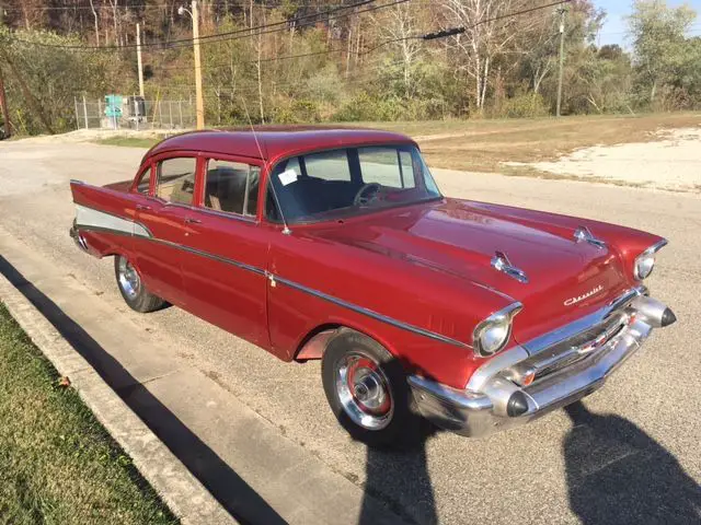 1957 Chevrolet Bel Air/150/210