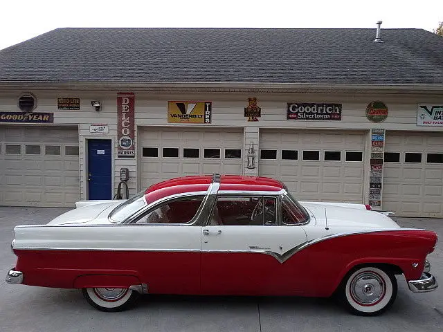 1955 Ford Crown Victoria