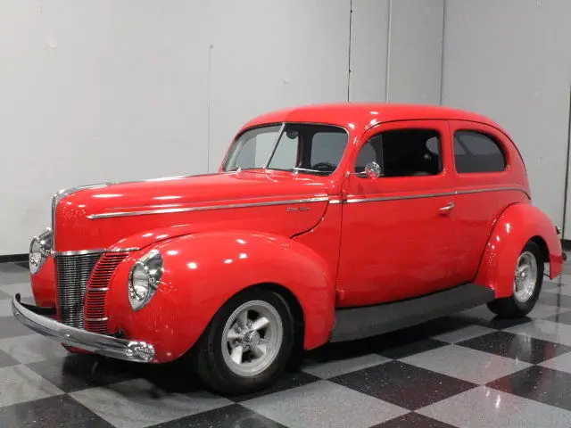 1940 Ford Sedan Deluxe