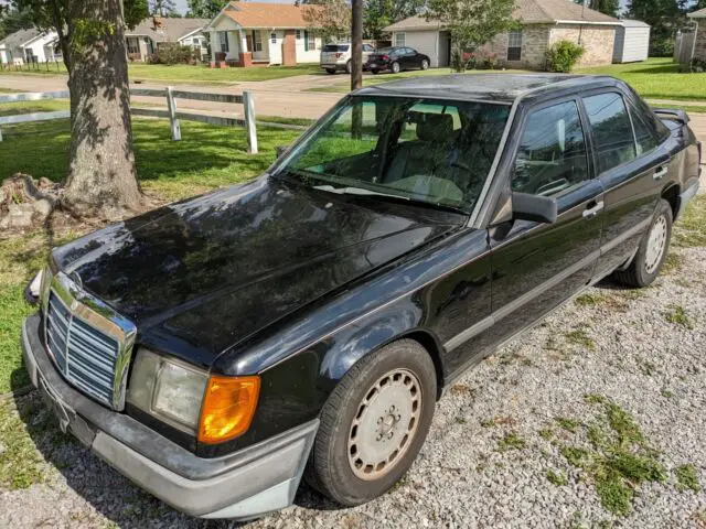 1987 Mercedes-Benz 300D DT