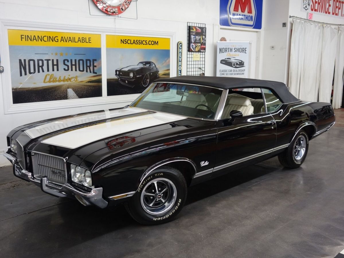 1971 Oldsmobile Cutlass - CONVERTIBLE - 350 ROCKET - POWER OPTIONS - SEE V