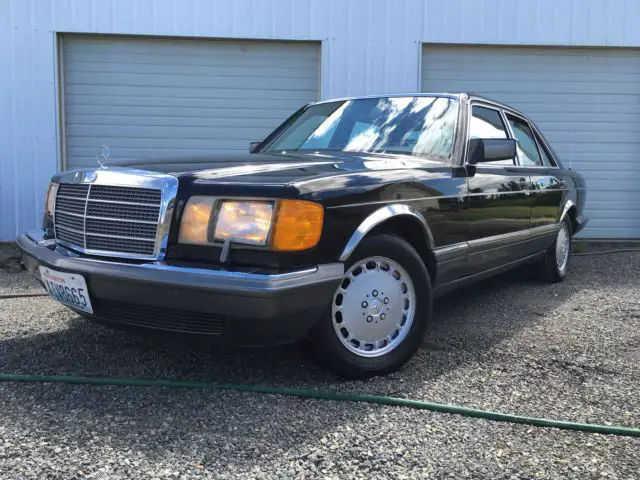 1990 Mercedes-Benz 300-Series