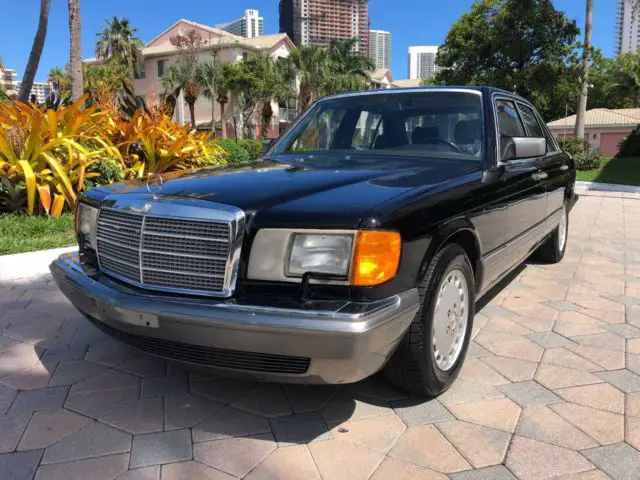 1990 Mercedes-Benz 300-Series 300 SE