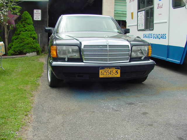 1991 Mercedes-Benz 500-Series 4 door sedan