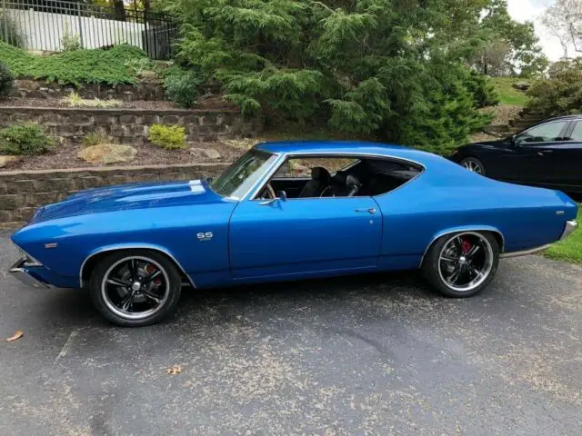 1969 Chevrolet Chevelle PRO TOURING-427 ENGINE-5 SPEED-4 WHEEL DISC- SEE V