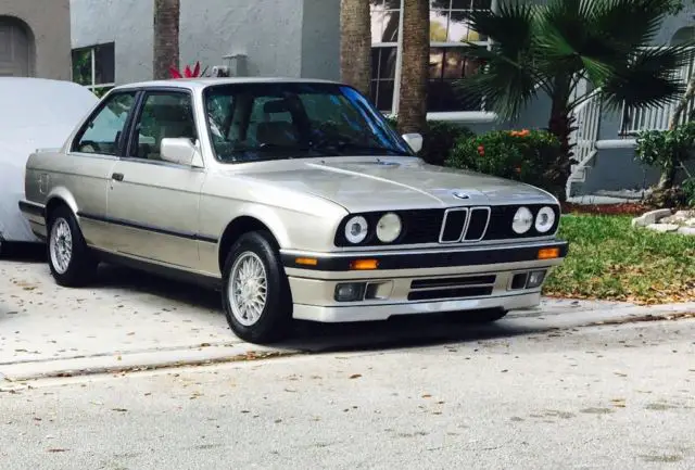 1989 BMW 3-Series