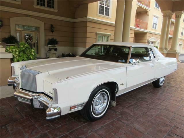 1977 Chrysler New Yorker Brougham