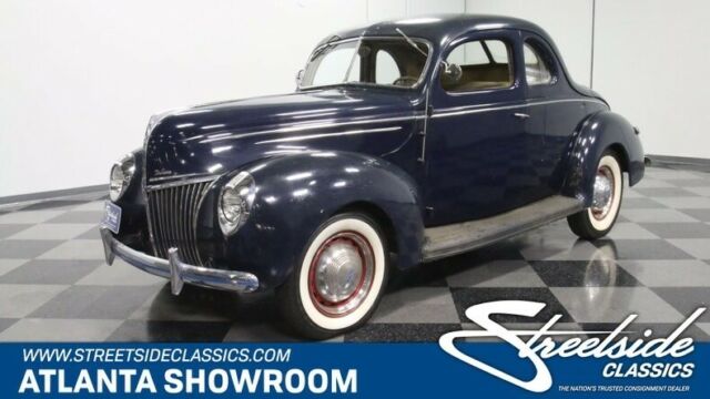 1939 Ford Deluxe --