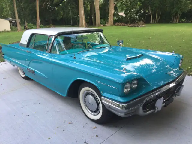 1958 Ford Thunderbird