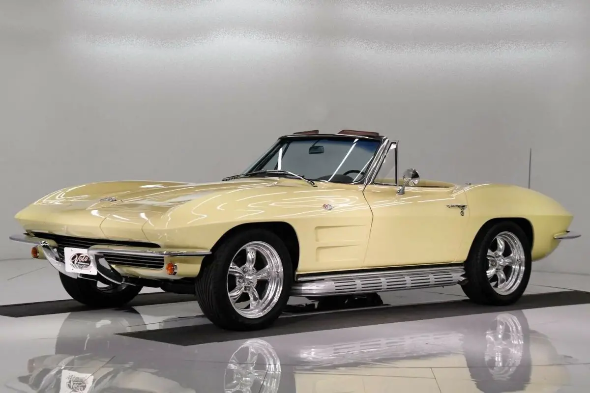 1965 Chevrolet Corvette CONVERTIBLE