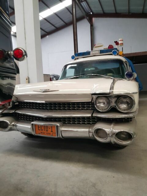 1960 Cadillac Fleetwood miller meteor ambulance hearse