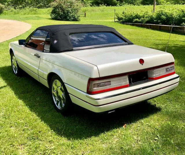 1991 Cadillac Allante Convertible