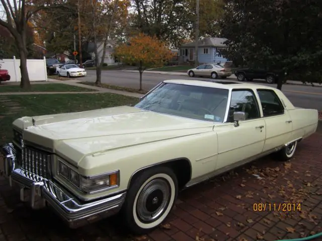 1976 Cadillac Brougham Fleetwood