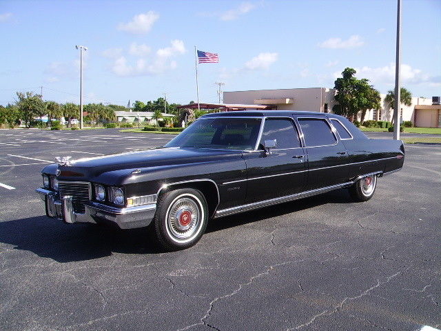 1972 Cadillac Fleetwood black