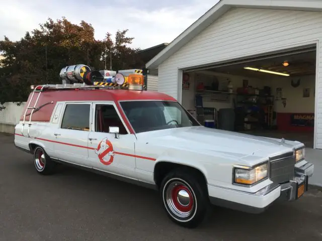 1992 Cadillac Ghostbusters Ecto-1