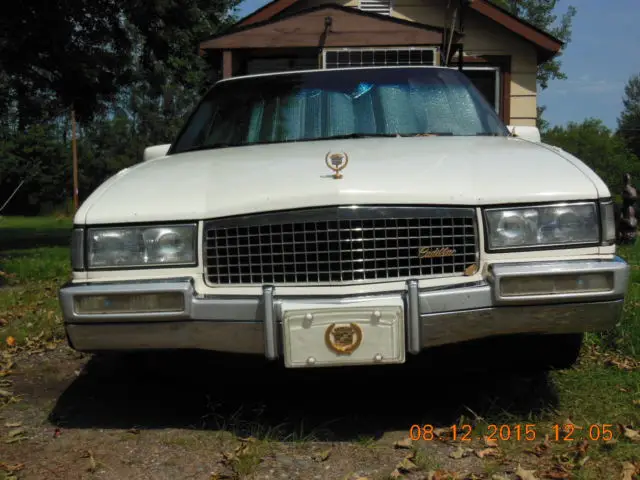 1990 Cadillac Fleetwood 60 Special