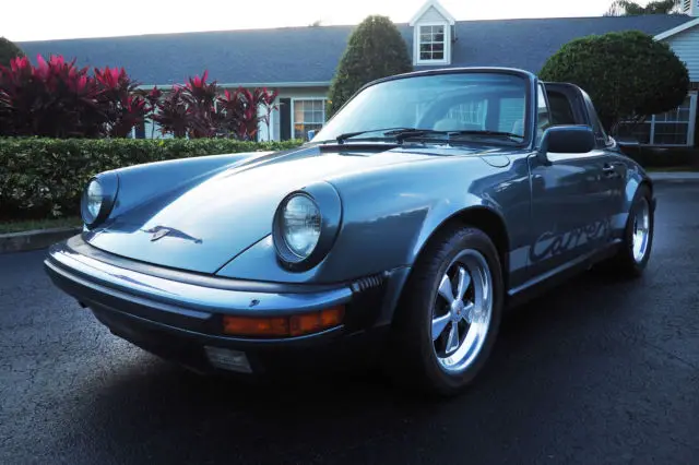 1984 Porsche 911 Carrera Targa