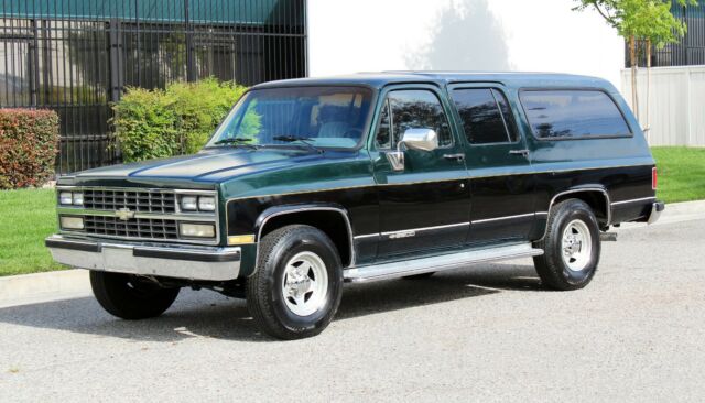 1989 Chevrolet Suburban 2500, 454 cid, 100% Rust Free,(310) 259-5383
