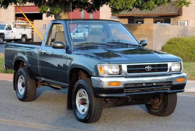 1992 Toyota DLX 4x4 Pickup DLX 4x4 Pickup, One Owner