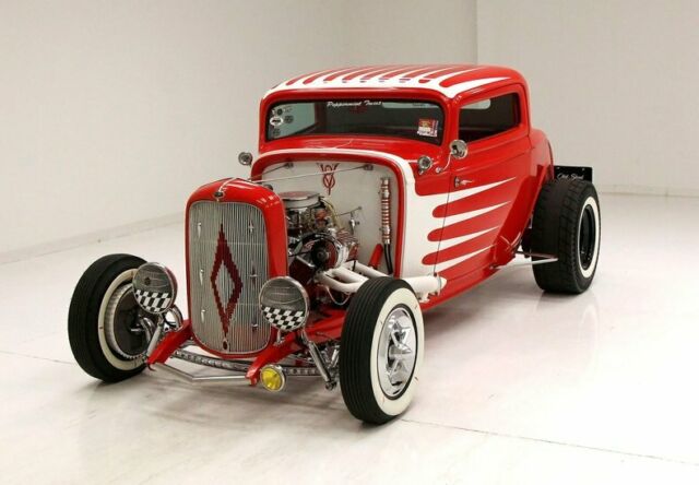 1932 Ford 3 Window Coupe