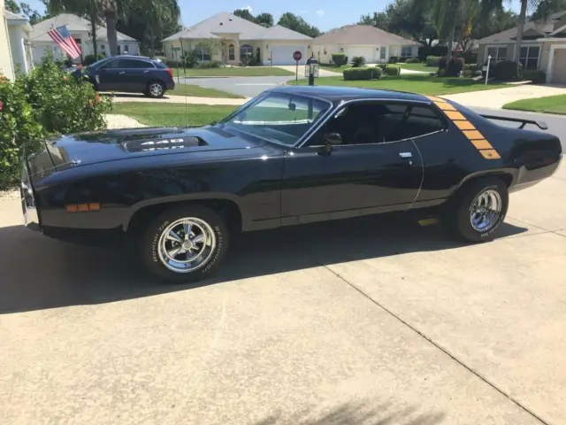 1971 Plymouth Road Runner 2 door