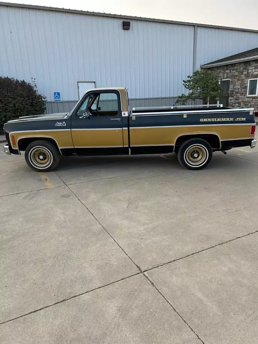 1975 GMC 1/2 Ton Pickup Sierra Classic Gentleman Jim