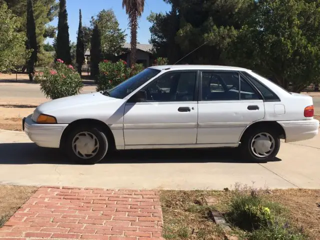 1993 Ford Escort