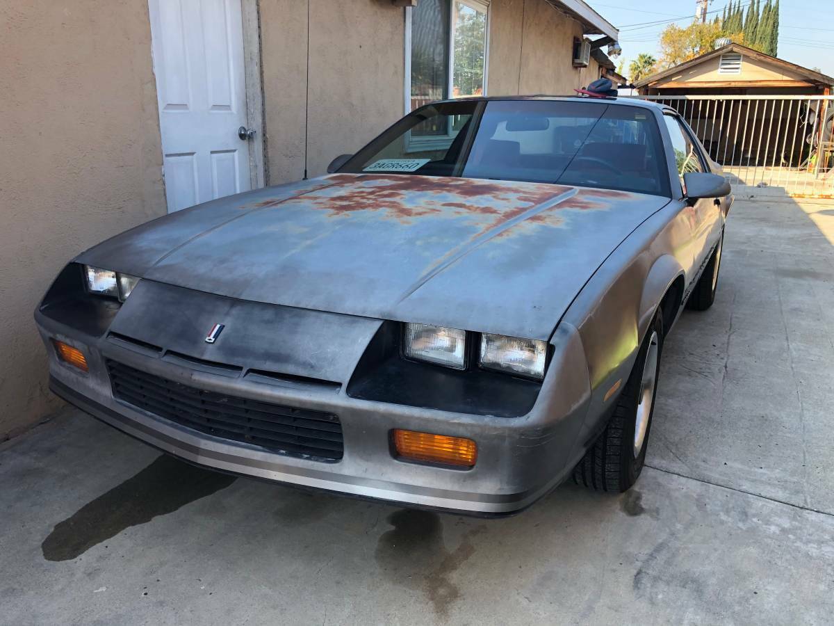 1986 Chevrolet Camaro 2 DOOR