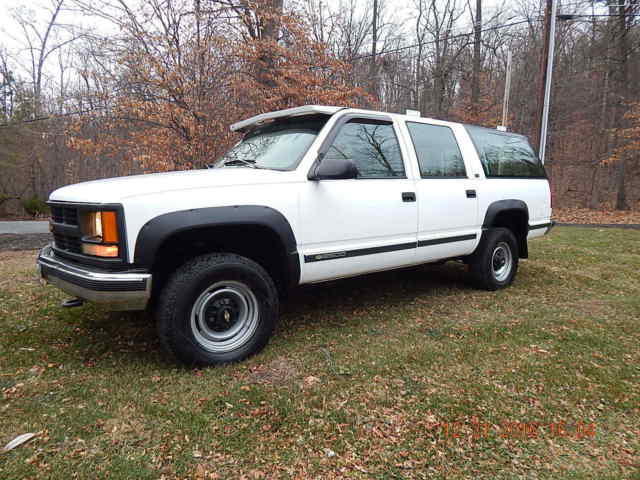 1994 Chevrolet Suburban CHEYENNE 4WD