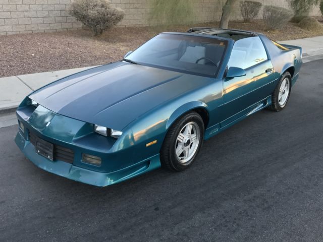 1991 Chevrolet Camaro RS 5.0 Liter V8 Automatic LOW-MILES
