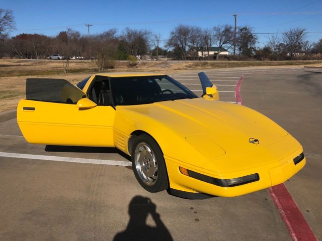 1992 Chevrolet Corvette LT1 Spot Performance Package