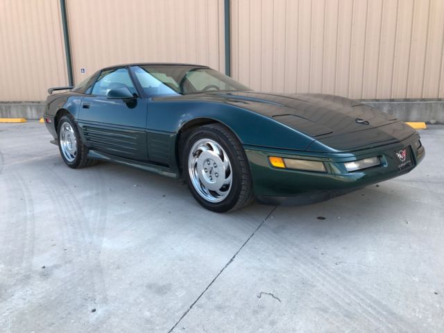 1994 Chevrolet Corvette Base Hatchback 2-Door