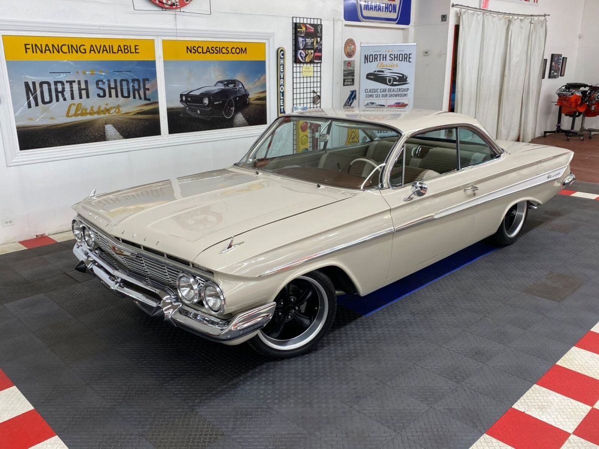 1961 Chevrolet Impala - BUBBLE TOP RESTO MOD - 383 STROKER - MODERN A/C