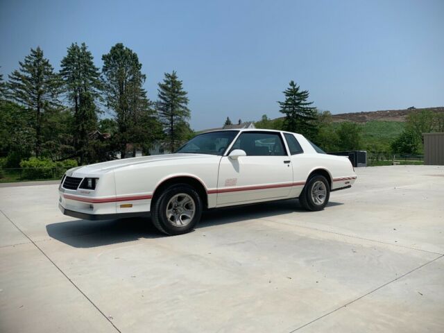 1987 Chevrolet Monte Carlo Aerocoupe