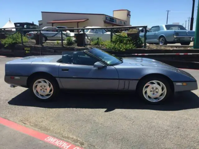 1990 Chevrolet Corvette v8 convertible coupe