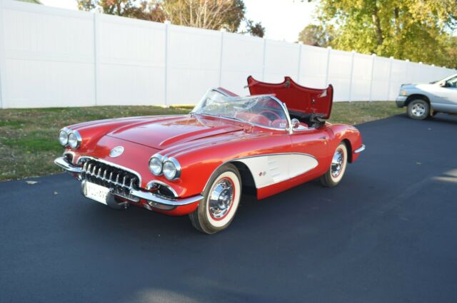 1960 Chevrolet Corvette CONVERTIBLE