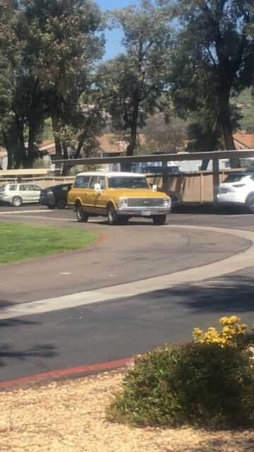 1972 Chevrolet Suburban