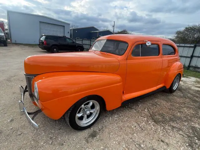 1941 Ford Tudor Retro Mod