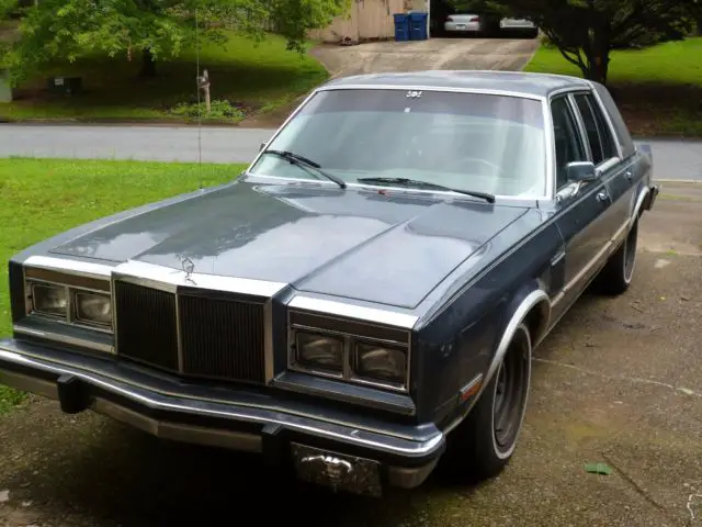 1985 Chrysler New Yorker