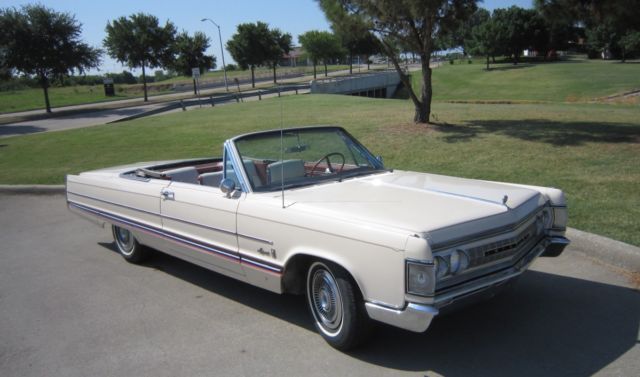 1967 Chrysler Imperial Crown Convertible