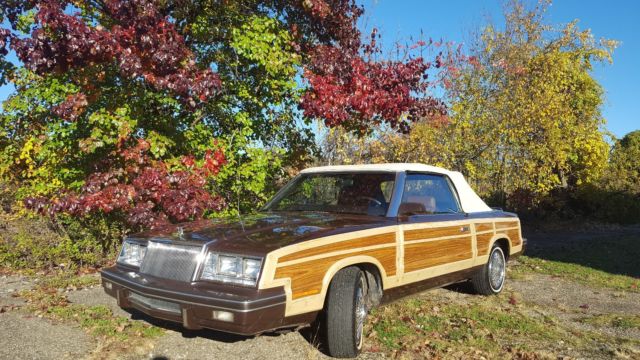 1983 Chrysler LeBaron Woody