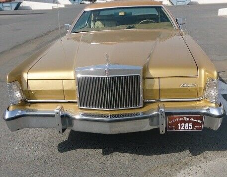 1974 Lincoln Continental coupe