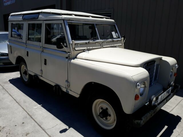 1979 Land Rover Defender 109 LWB